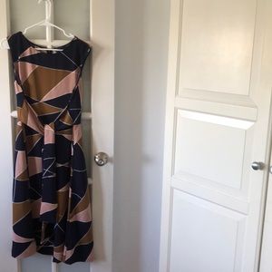 Geometric pattern Sleeveless waist tie dress